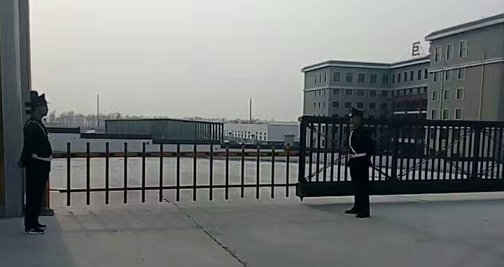  保安員執勤